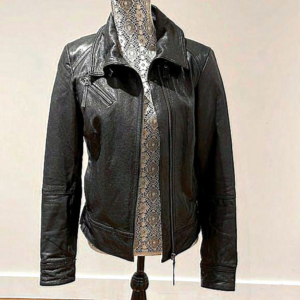Danier Leather‎ Jacket